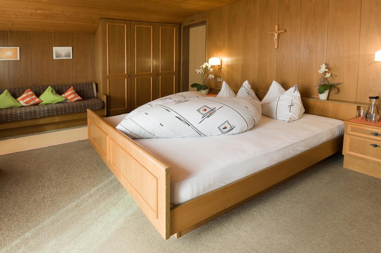 Hotel Garni Reider Meltina Esterno foto